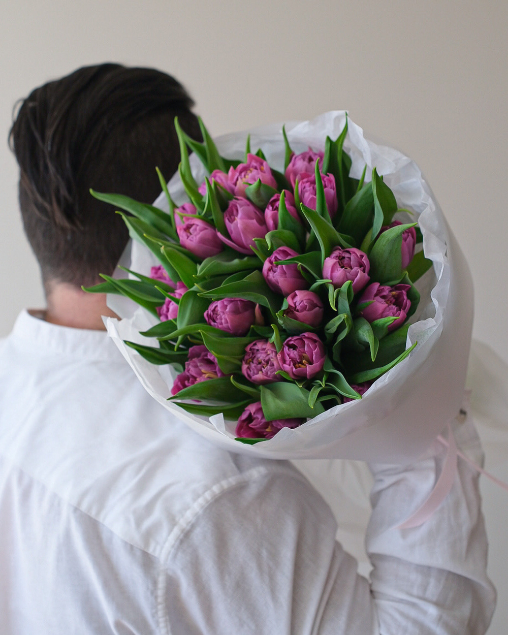 Моно из 21 сиреневого пионовидного тюльпана