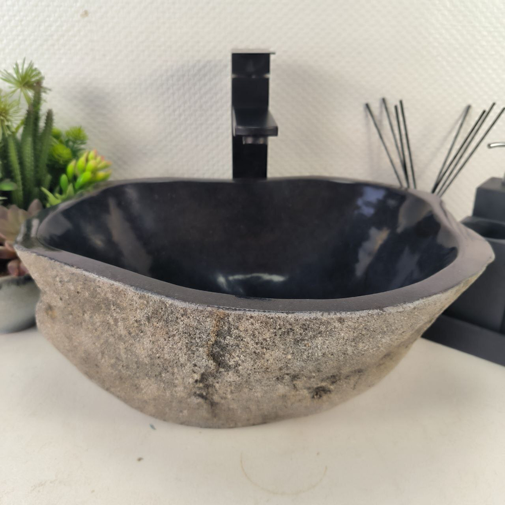 Раковина из речного камня RS-64986 38*33*15 0855