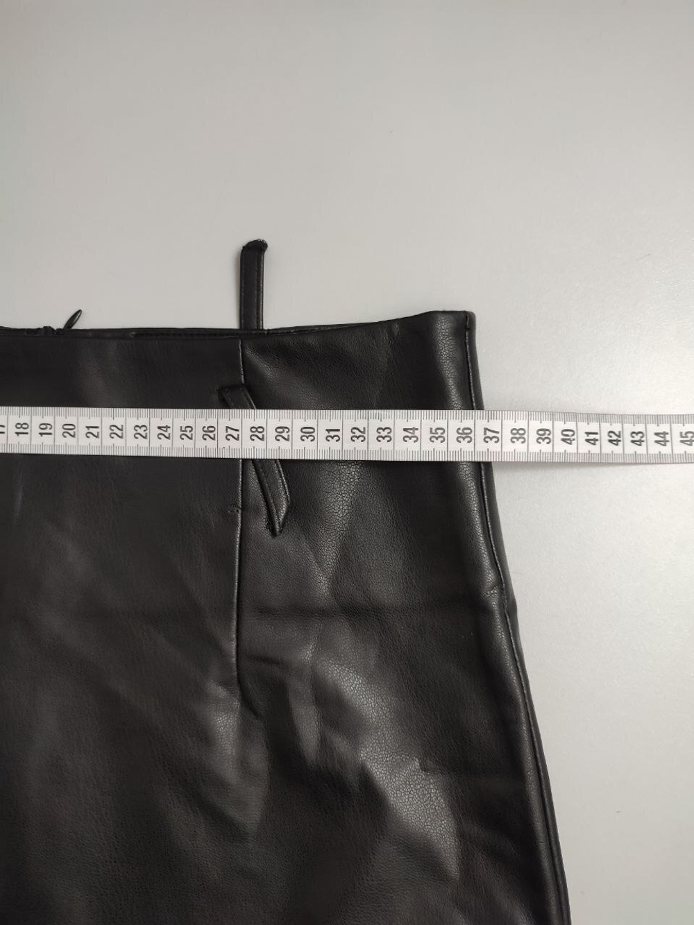 Юбка Amisu под "кожу" 42 размер