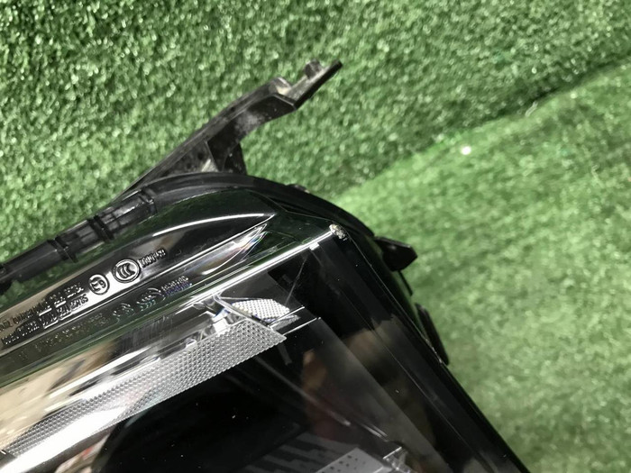 Фара правая Geely Monjaro (2021-н.в.) LED