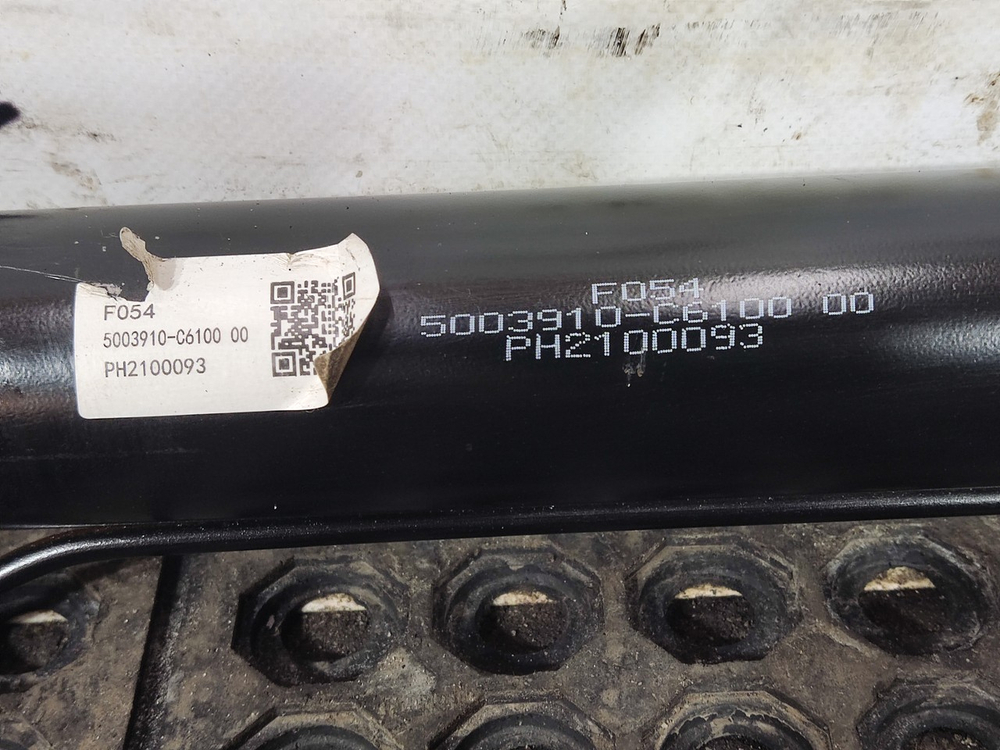 Цилиндр подъема кабины 2023г.