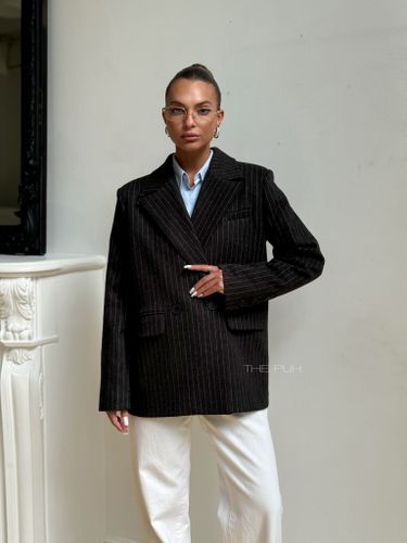 Графитовый двубортный жакет в полоску