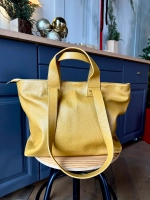 Женская сумка-шоппер из натуральной кожи горчичного цвета