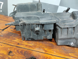 Корпус воздушного фильтра Volvo S40 2, V50 04-12 Б/У Оригинал 30677533