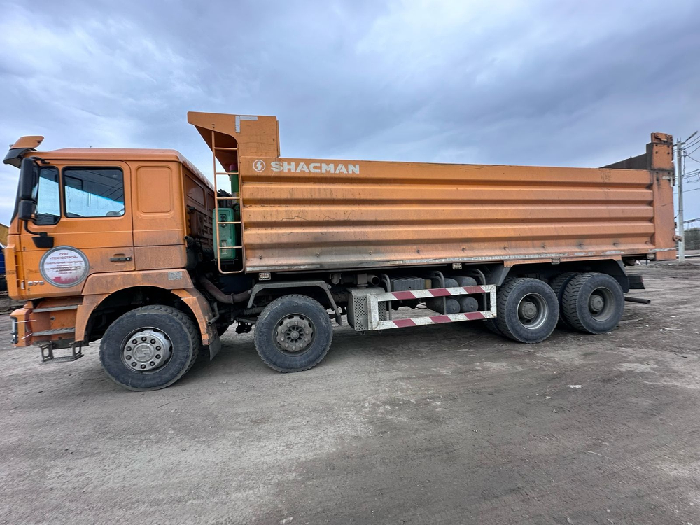 Shacman (Shaanxi) SX* 8x4 Самосвал SX3318DT366 (Дизельный, 11,6 л, 369 л.с., МТ)
