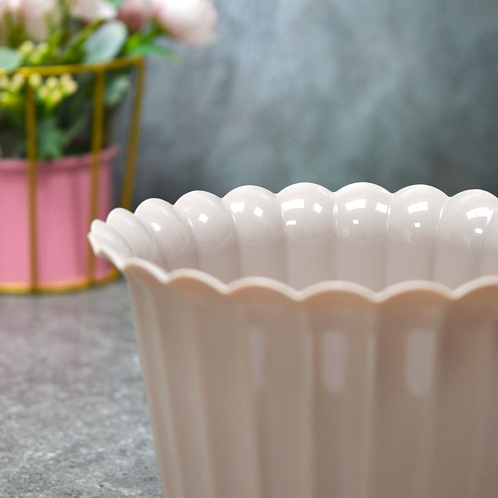 Горшок цветочный "Виола" 0,5л d126мм h93мм, темно-кремовый