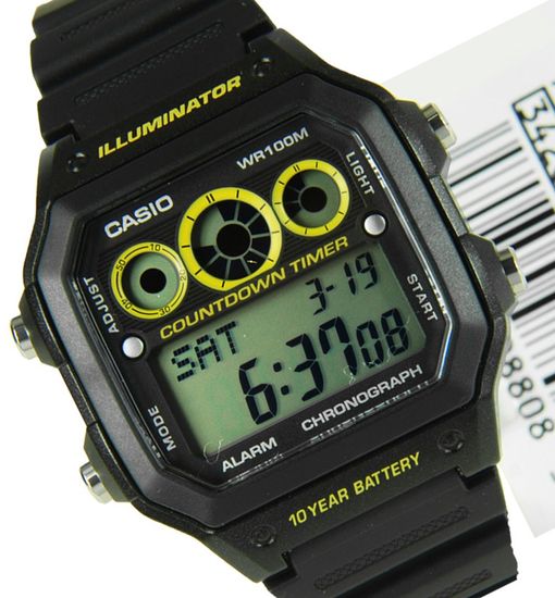 Электронные часы Casio AE-1300WH-1AVDF