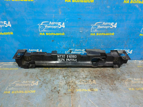 Накладка на рамку радиатора NISSAN X-TRAIL 2013-2017