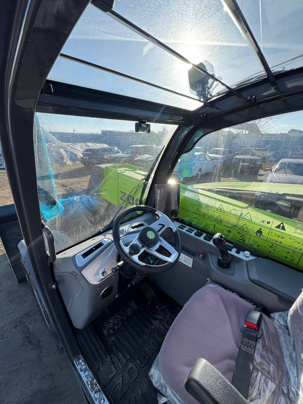 Zoomlion ZTH* Телескопический погрузчик ZTH3507 (Дизельный, 4,1 л, 101 л.с., АТ)