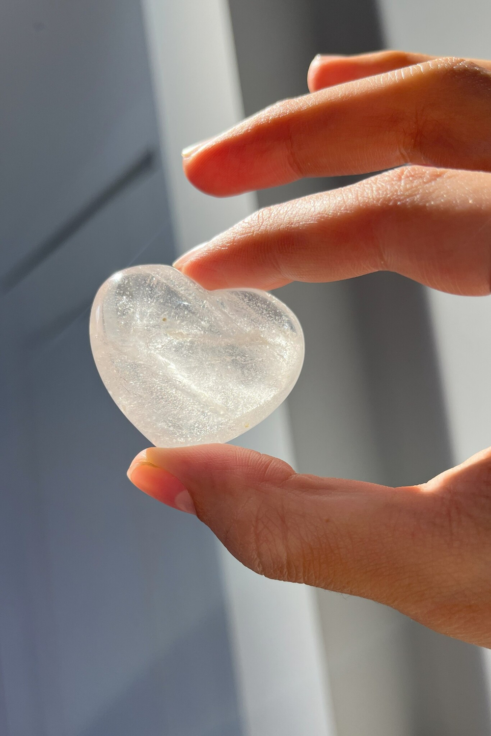 Сердечки из сердолика и горного хрусталя