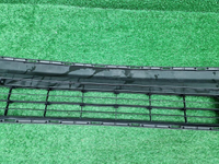 Решетка переднего бампера Toyota RAV 4 ca40 15-19