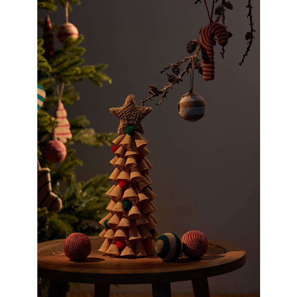 Декор новогодний Classics из джута и гофрированного картона из коллекции New Year Essential