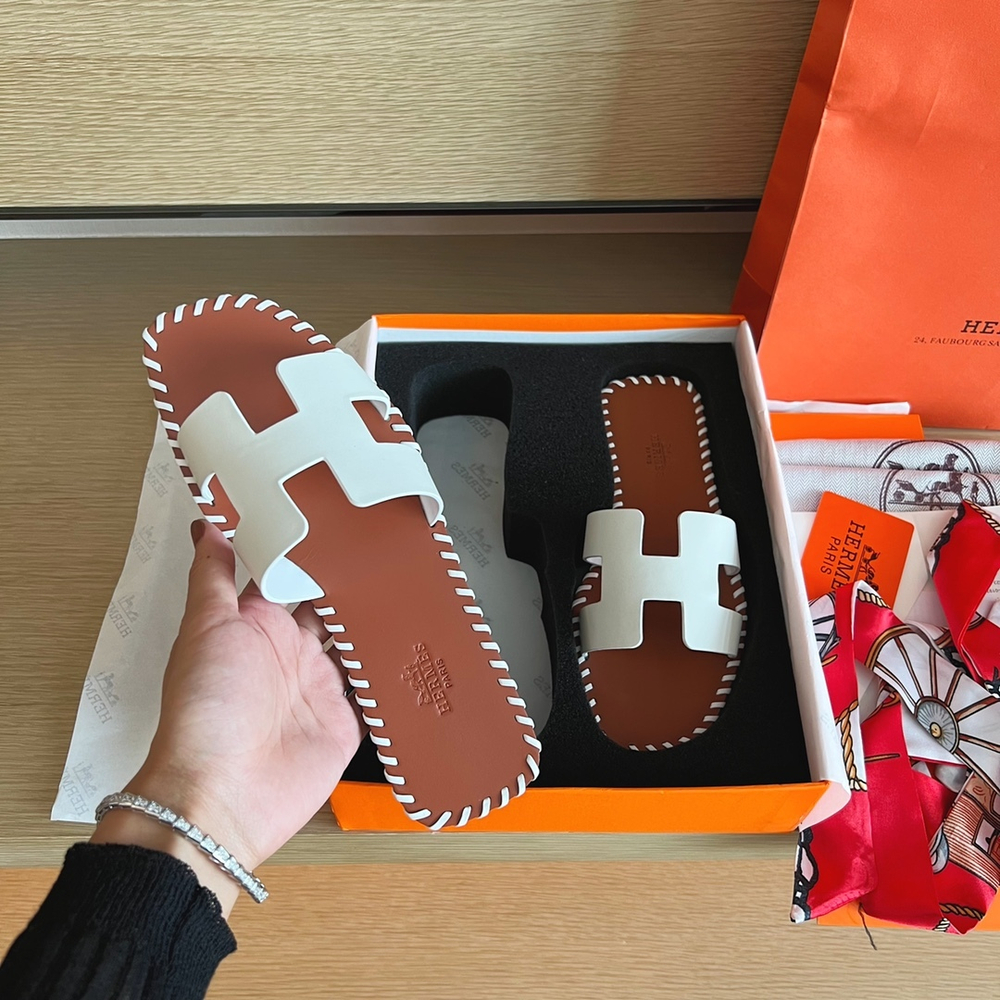 Hermes Oran Sandal