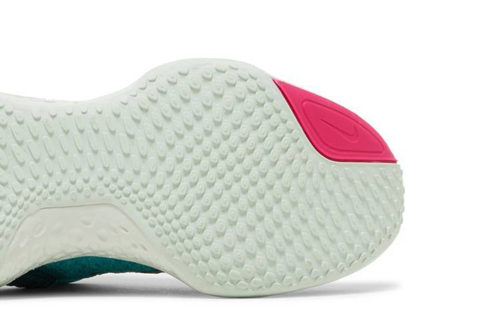 Кроссовки Nike Invincible Run 2 Flyknit (Женская размерная сетка)