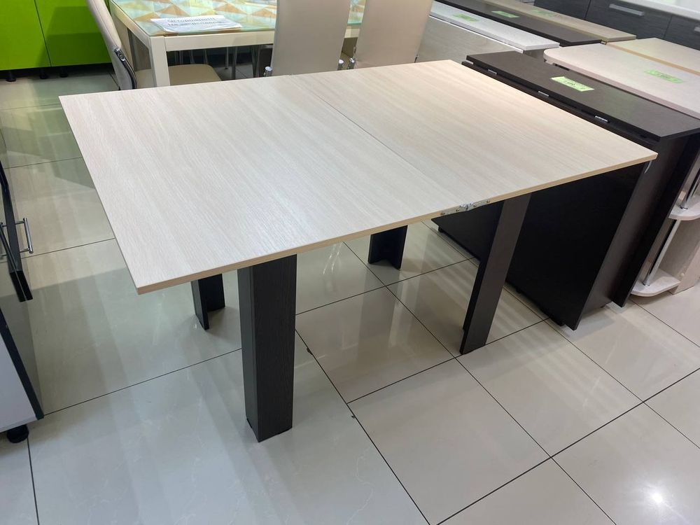 Стол обеденный №1