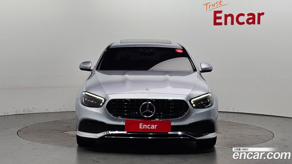 Mercedes-Benz E-Class W213 E250 Avangarde (08.2021)