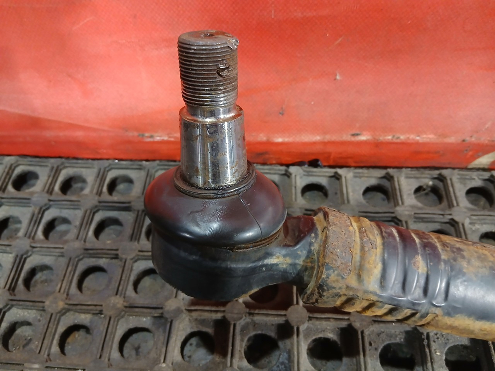 Тяга рулевая продольная 2018г.