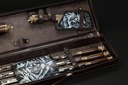 Подарочный набор шампуров в кейсе "Волк №3"