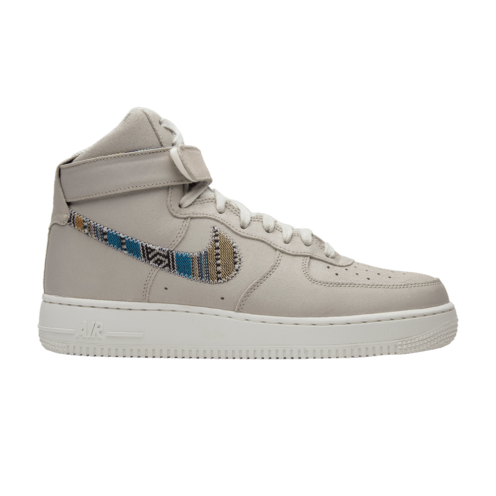 Кроссовки Nike Air Force 1 07 Lv8