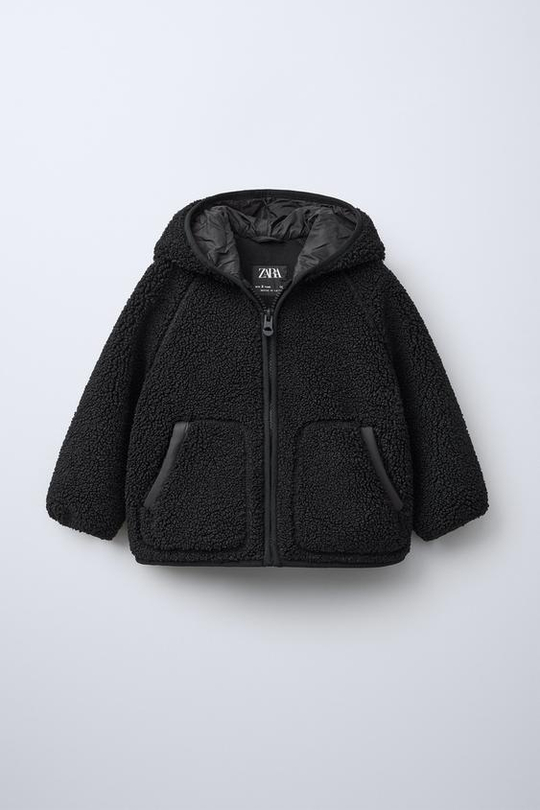 ZARA КУРТКА ИЗ ИСКУССТВЕННОЙ ОВЧИНЫ С КАПЮШОНОМ, ЧЕРНЫЙ
