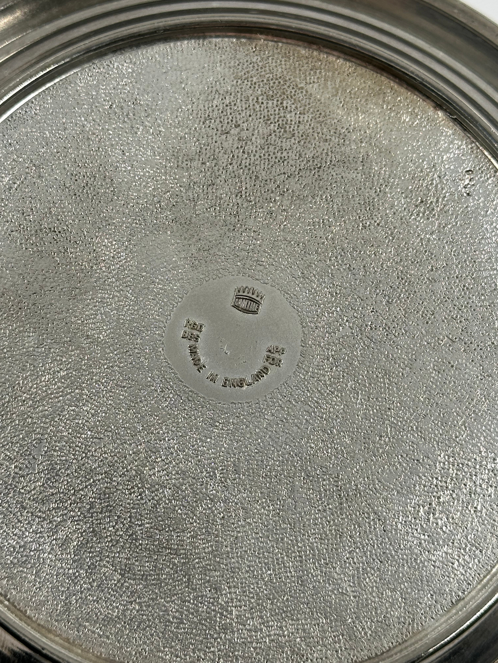 Подставка для бутылки Ianthe