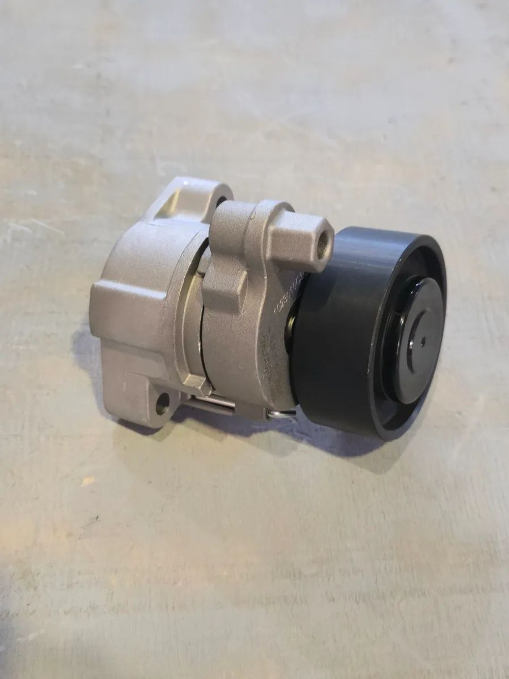 Ролик натяжной дв.CA6DM FAW J6 (АТ0887) (AVTO-TECH)