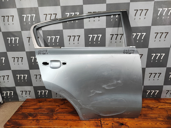 Дверь задняя правая Kia Sportage 4 (QL) 16-22 Б/У Оригинал 77004F1000