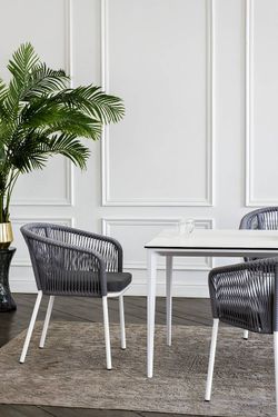 "Малага" обеденная группа на 4 персоны со стульями "Марсель", каркас белый, роуп светло-серый