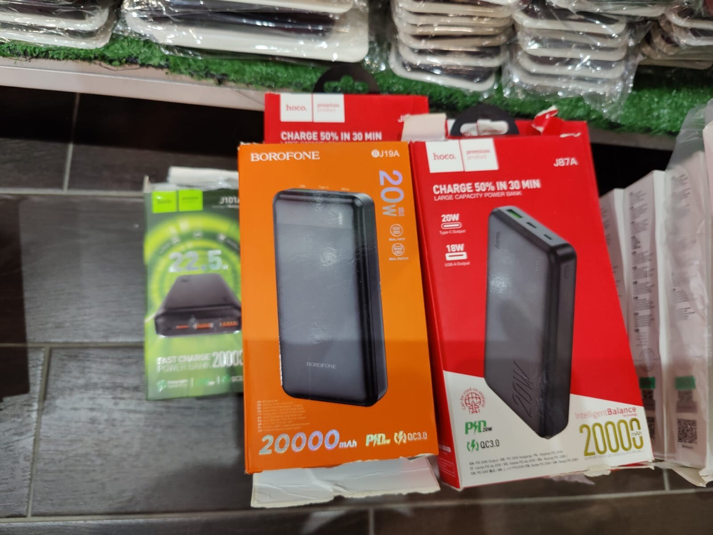 Портативный аккумулятор BOROFONE/HOCO 20000 mAh PD и QC 3.0 (микс)