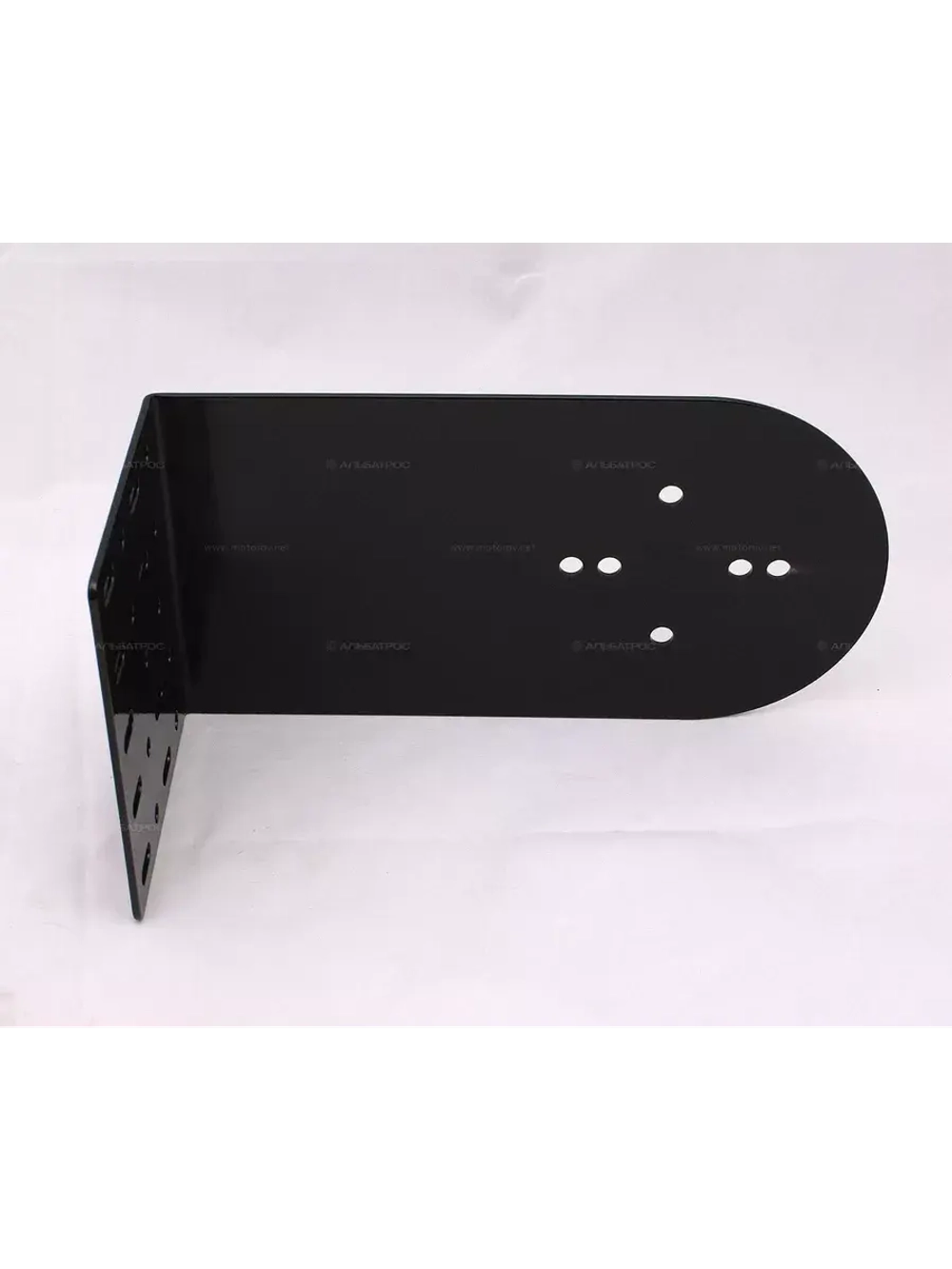 Кронштейн для установки канистр