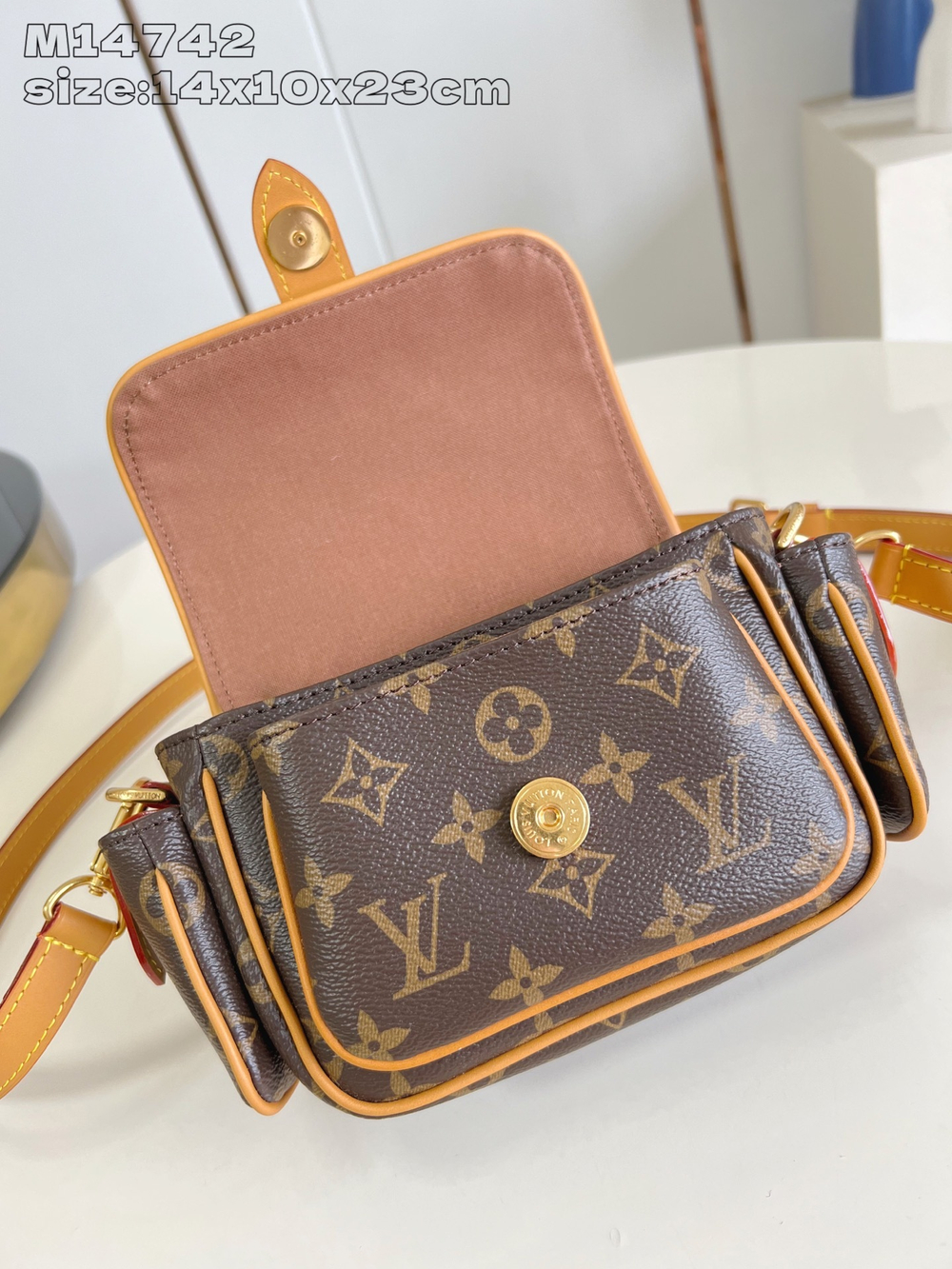 Louis Vuitton Cargo Wearable Wallet
