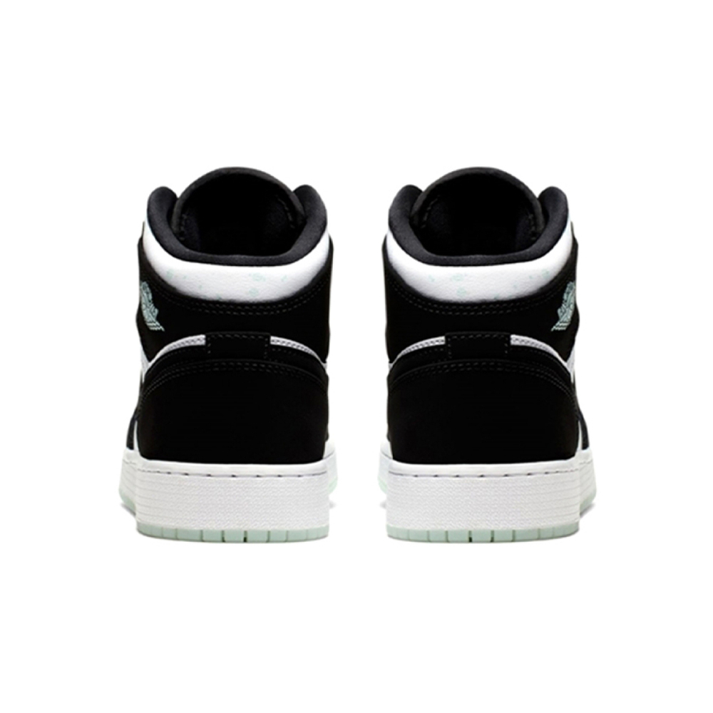 Кроссовки Air Jordan 1 Mid SE GS Glow in the Dark Panda