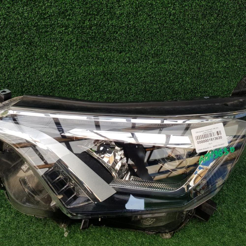 Фара левая Toyota Rav 4 CA40 (2015-2019) LED