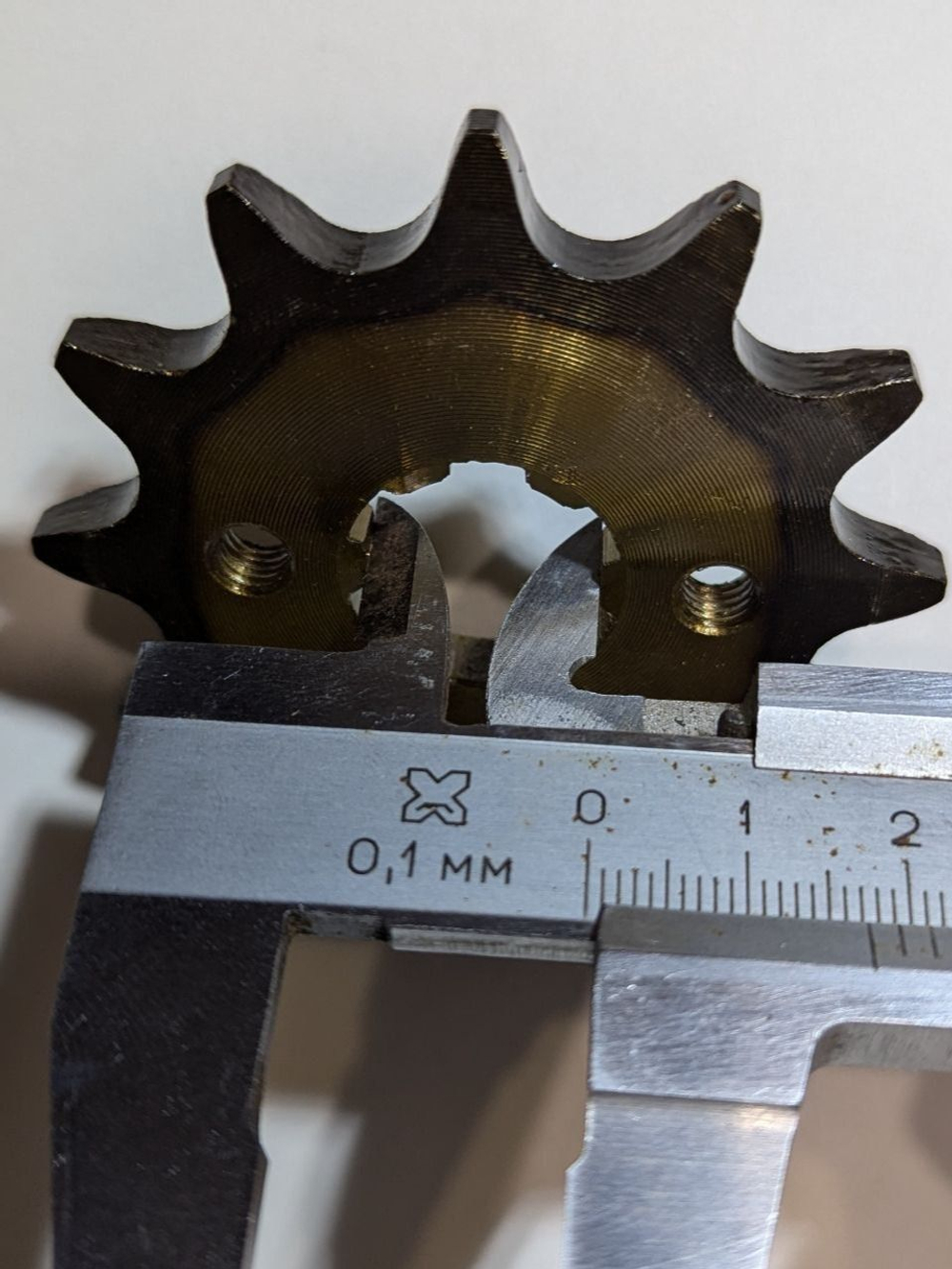 Звезда ведущая тяговая 520-12 (12T) для мотоцикла - вал 20 мм, закалённые зубья (эндуро, кросс, питбайк)