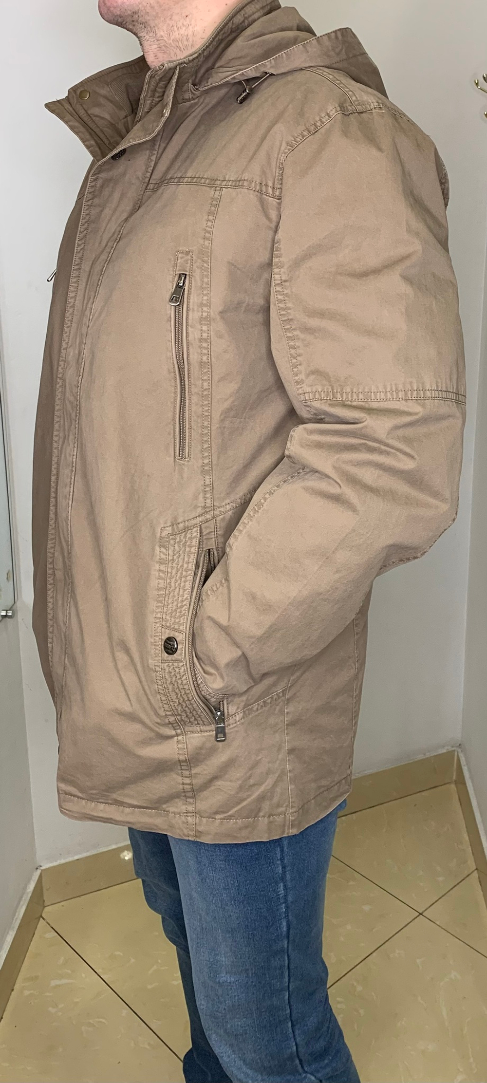 Мужская куртка-ветровка