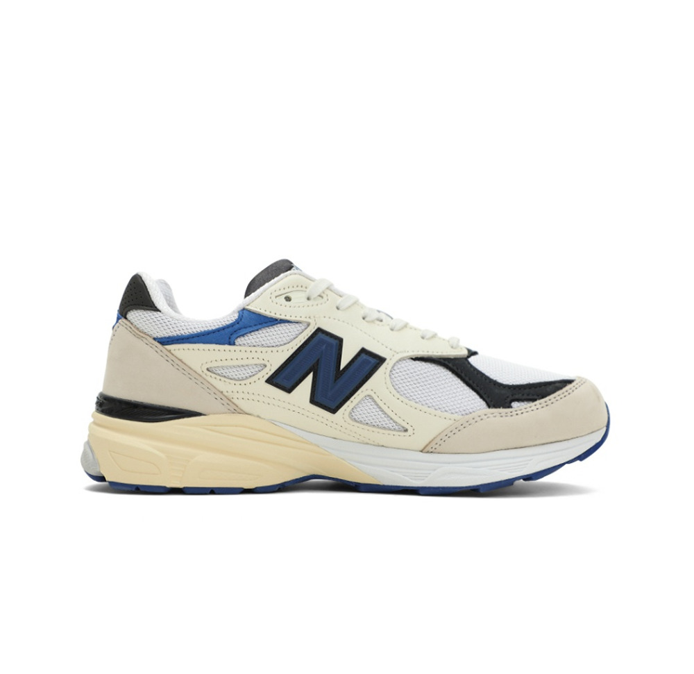 Кроссовки New Balance x Teddy Santis "White" M990WB3