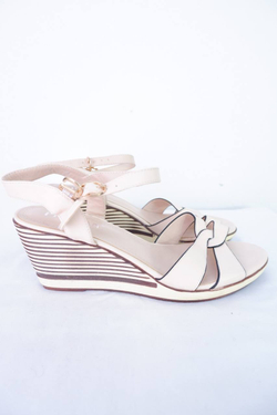 Босоножки Pindian на устойчивой подошве, 40 размер, новые