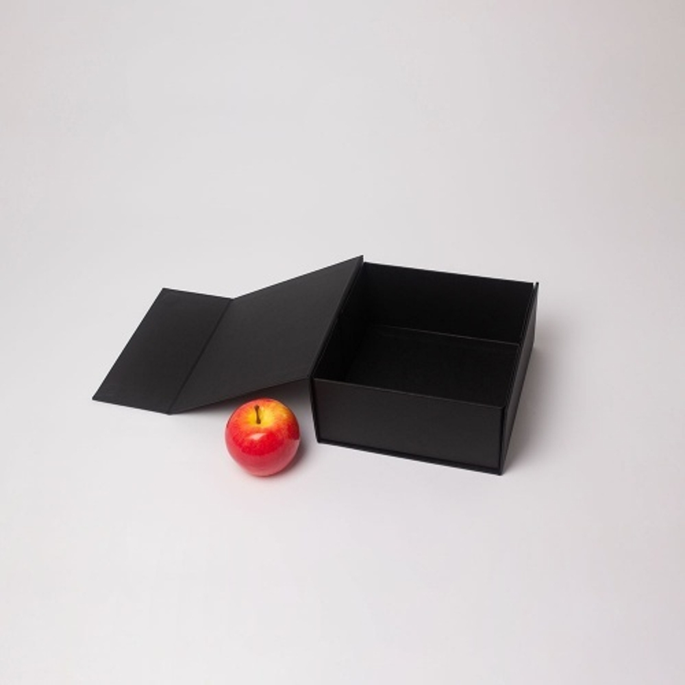 Коробка самосборная на магнитах 21х10х20, чёрный, дизайнерская бумага