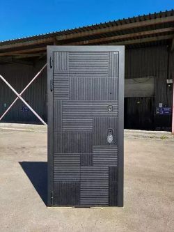 Входная металлическая дверь Лабиринт PAZL (ПАЗЛ) 11 Белый софт