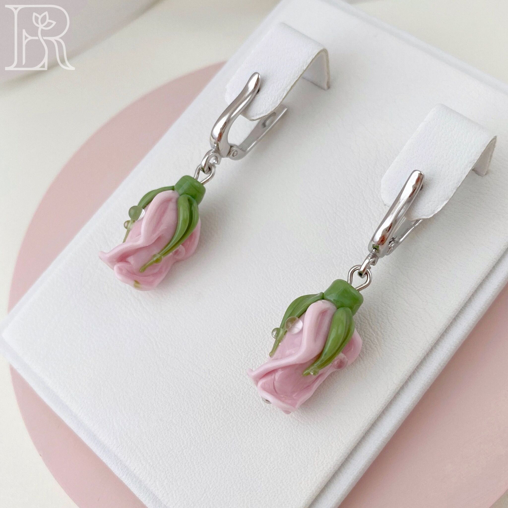 LEFIREL' Серьги серебряные женские "Розочки" с цветами из муранского стекла / ювелирные украшения из родированного серебра 925