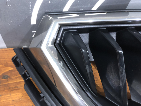 Решетка радиатора Skoda Rapid 2 20-нв Б/У Оригинал 60U853668