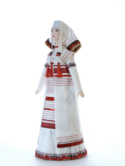 Кукла фарфоровая коллекционная Удмуртка