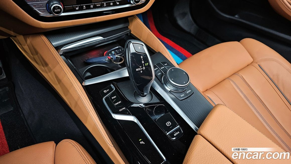 BMW 5 Series (G30) 520i M Sports (11.2022)