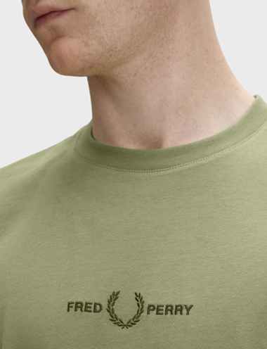 Футболка FRED PERRY Embroidered T-Shirt