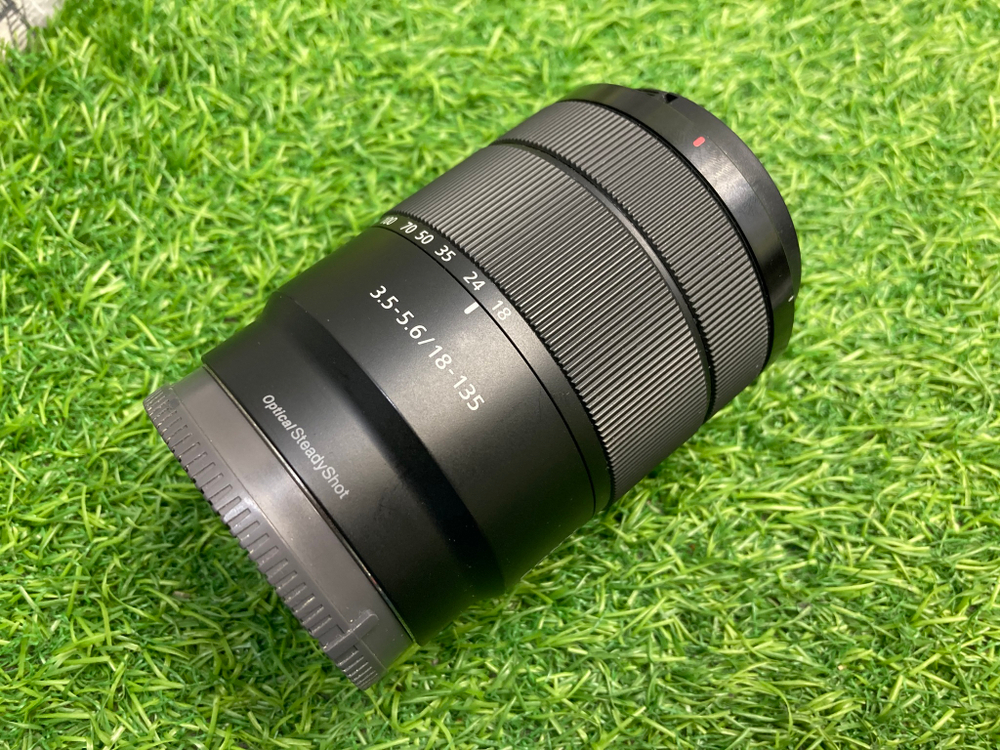 Sony E 18-135mm F3.5-5.6 OSS (SEL18135)