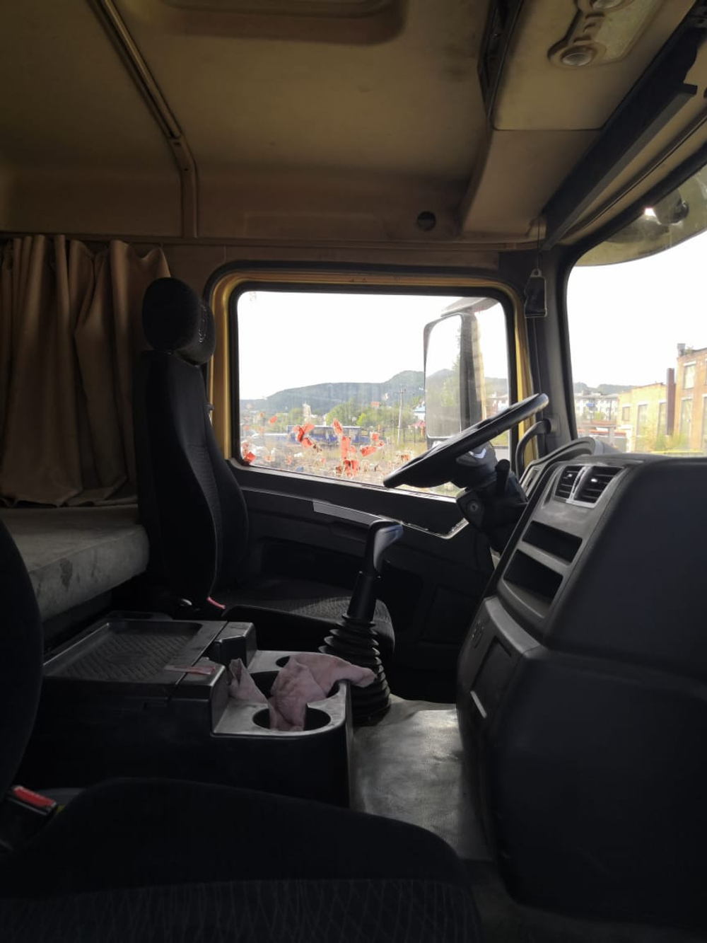 Shacman (Shaanxi) SX* 8x4 Самосвал SX33186V366 (Дизельный, 11,6 л, 423 л.с., МТ)