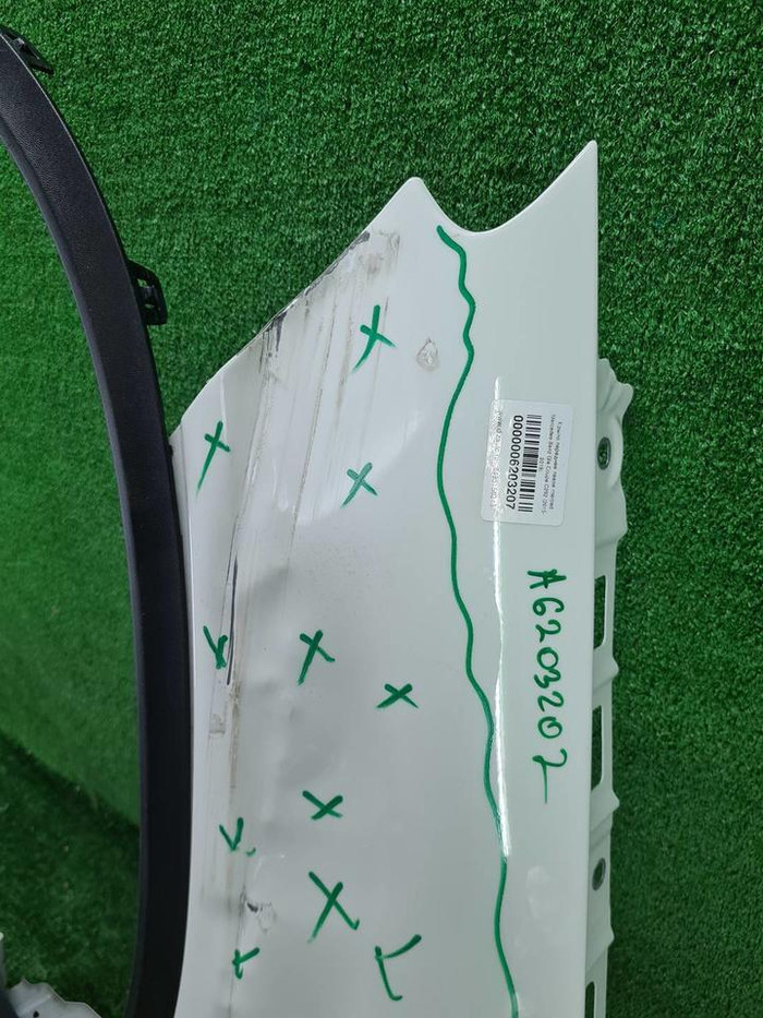 Крыло переднее левое Mercedes GLE C292 (2015-2019)