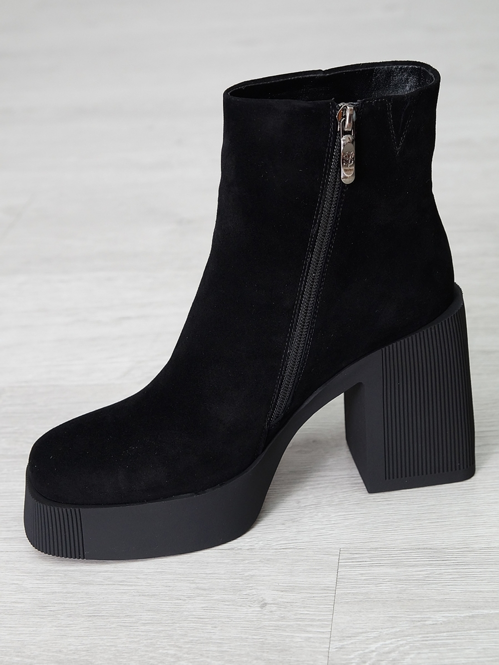 Полусапожки женские зимние