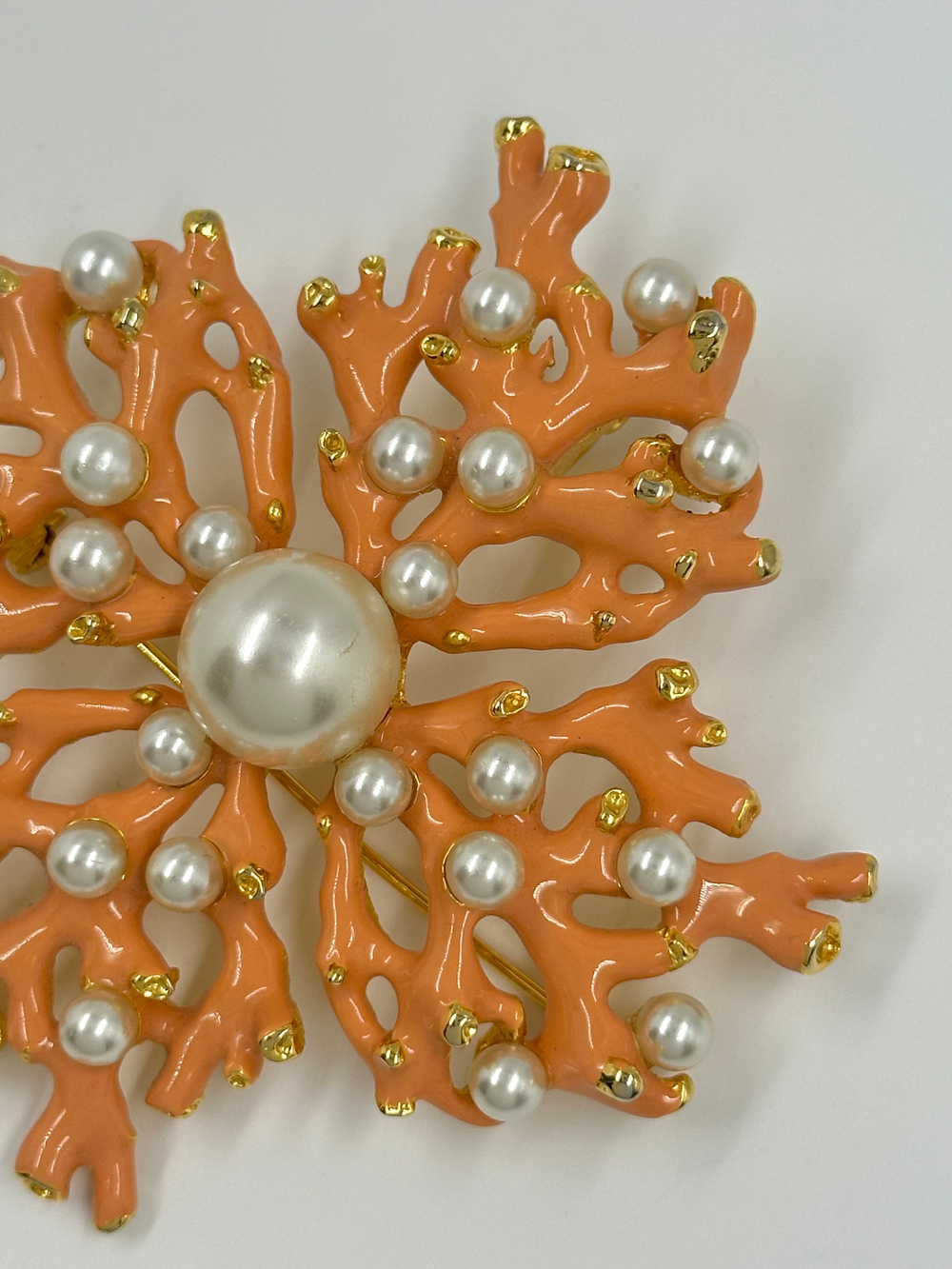 Брошь-кулон Кораллы Kenneth Jay Lane