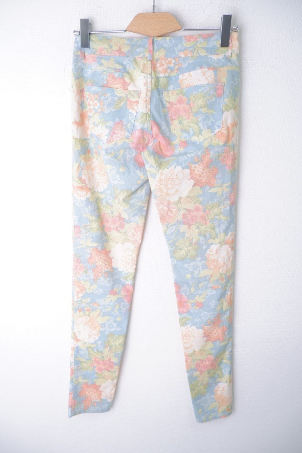 Брюки Твое цветочные 44 размер